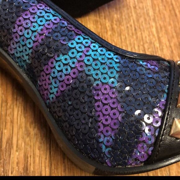 Iron Fist DebraCorn Platform Dolls Kill - Picture 7 of 12